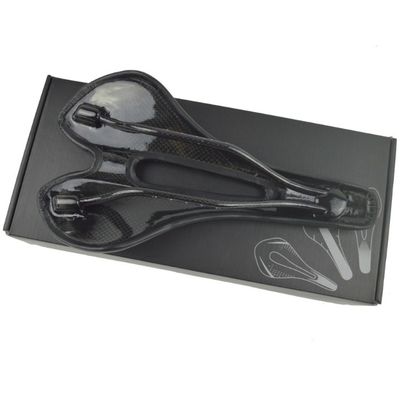 Đệm xe đạp nhẹ 139g Sợi carbon đầy đủ cho tất cả các mùa MTB ghế xe đạp đường bộ