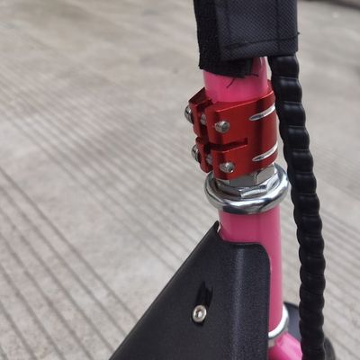 8 Inch Electric Scooter với giỏ và ghế Max Speed 15km/h Range Per Charge 8-10KM