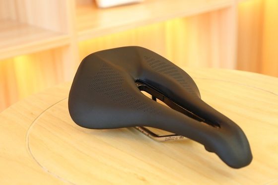 MTB nhẹ / Xe đạp đường xe ngựa cho tất cả các mùa ghế trước Mat đen