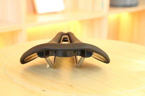 MTB nhẹ / Xe đạp đường xe ngựa cho tất cả các mùa ghế trước Mat đen